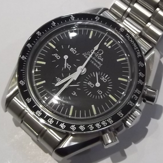 OMEGA オメガRef3592.50スピードマスタープロフェッショナル 手巻き スケルトンバックのオーバーホール修理・料金の紹介です。