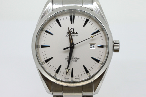 OMEGA オメガ Ref2502.33シーマスターアクアテラ自動巻きのオーバーホール修理・料金の紹介です。