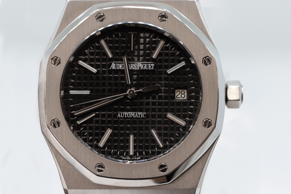 AUDEMARS PIGUET オーデマピゲ ロイヤルオーク36 オーバーホール及びカレンダー送り車交換及び研磨修理・料金のご紹介