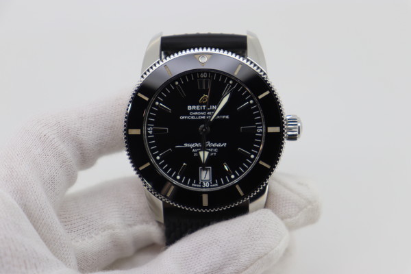 ブライトリング スーパーオーシャン 分解調整 料金のご紹介