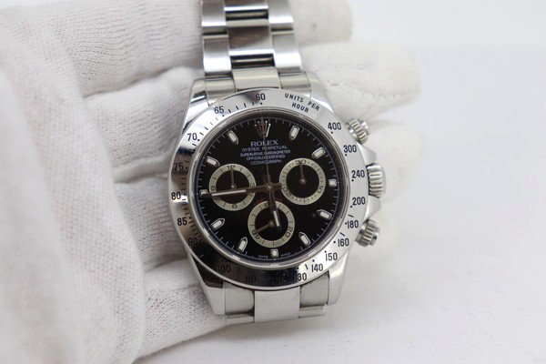 ロレックス　デイトナ　分解調整と研磨仕上げ　料金のご紹介