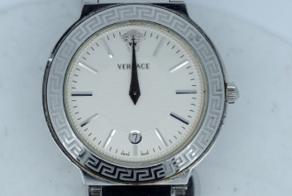 VERSACE ヴェルサーチ メデューサ ZLQ ベルトコマ作成及び電池 VERSACE ヴェルサーチ メデューサ ZLQ ベルトコマ作成及び電池