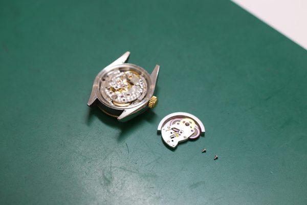 ロレックス デイトジャスト（ROLEX DATEJUST）69173 レディースのオーバーホールの修理事例2