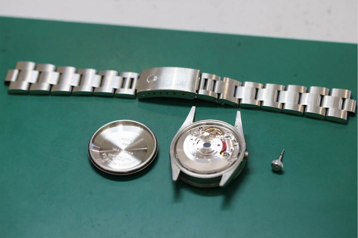 ロレックス ROLEX　オイスターパーペチュアル（Oyster Perpetual）デイト　紳士用 キャリバー：3135 修理事例2